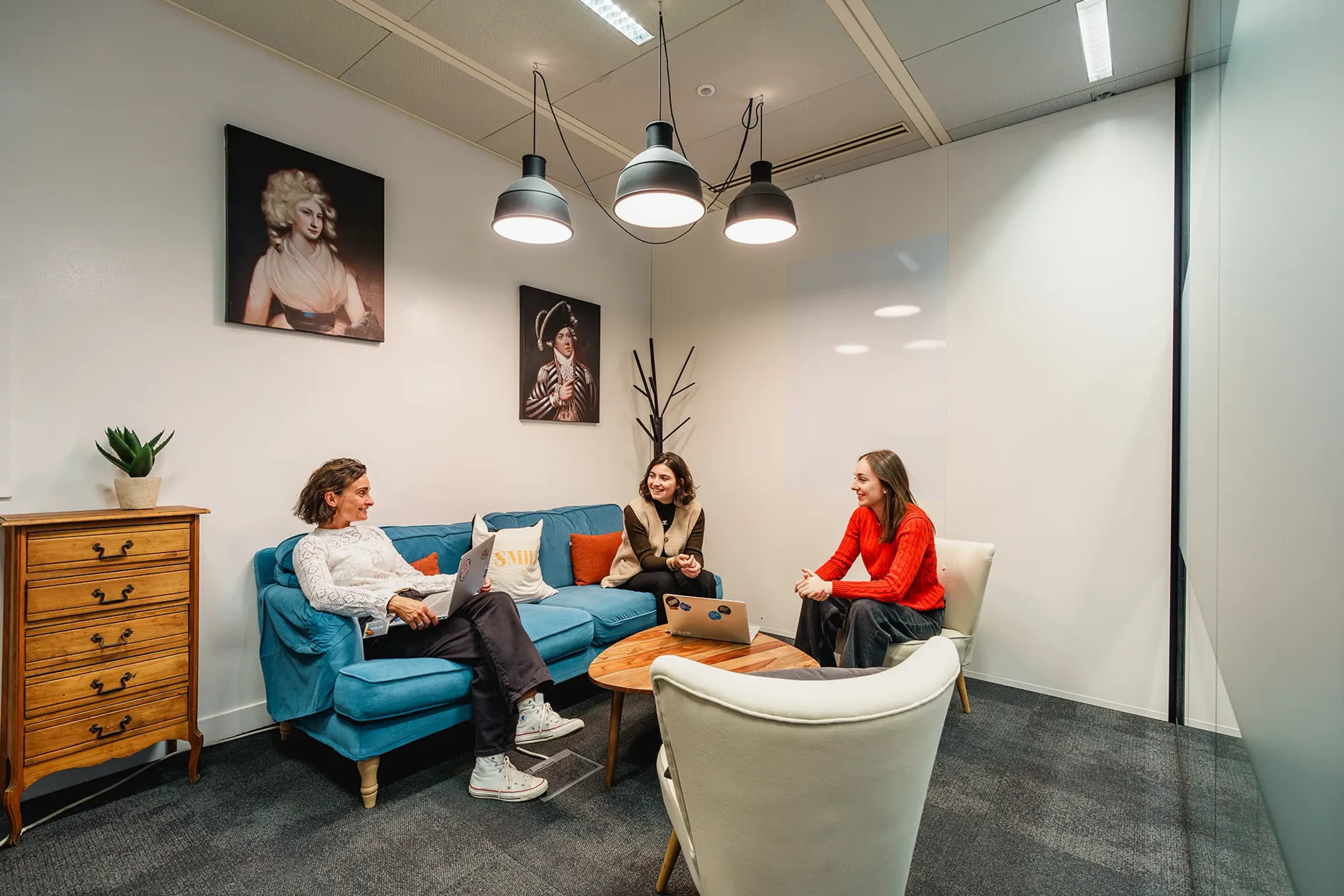 Salle de réunion - Chez Oumi - Tour B 3e étage