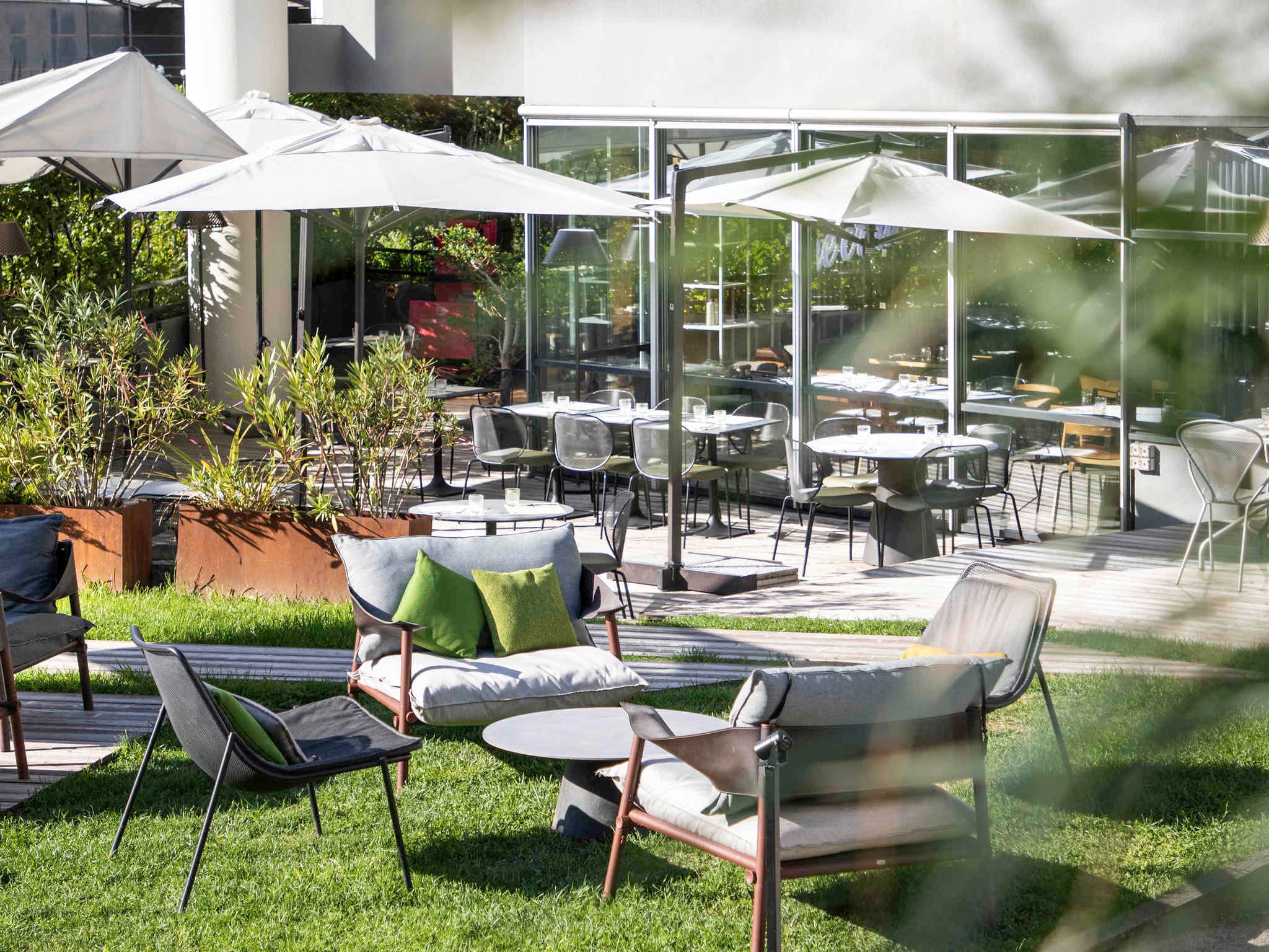 Wojo Annecy - Novotel Centre