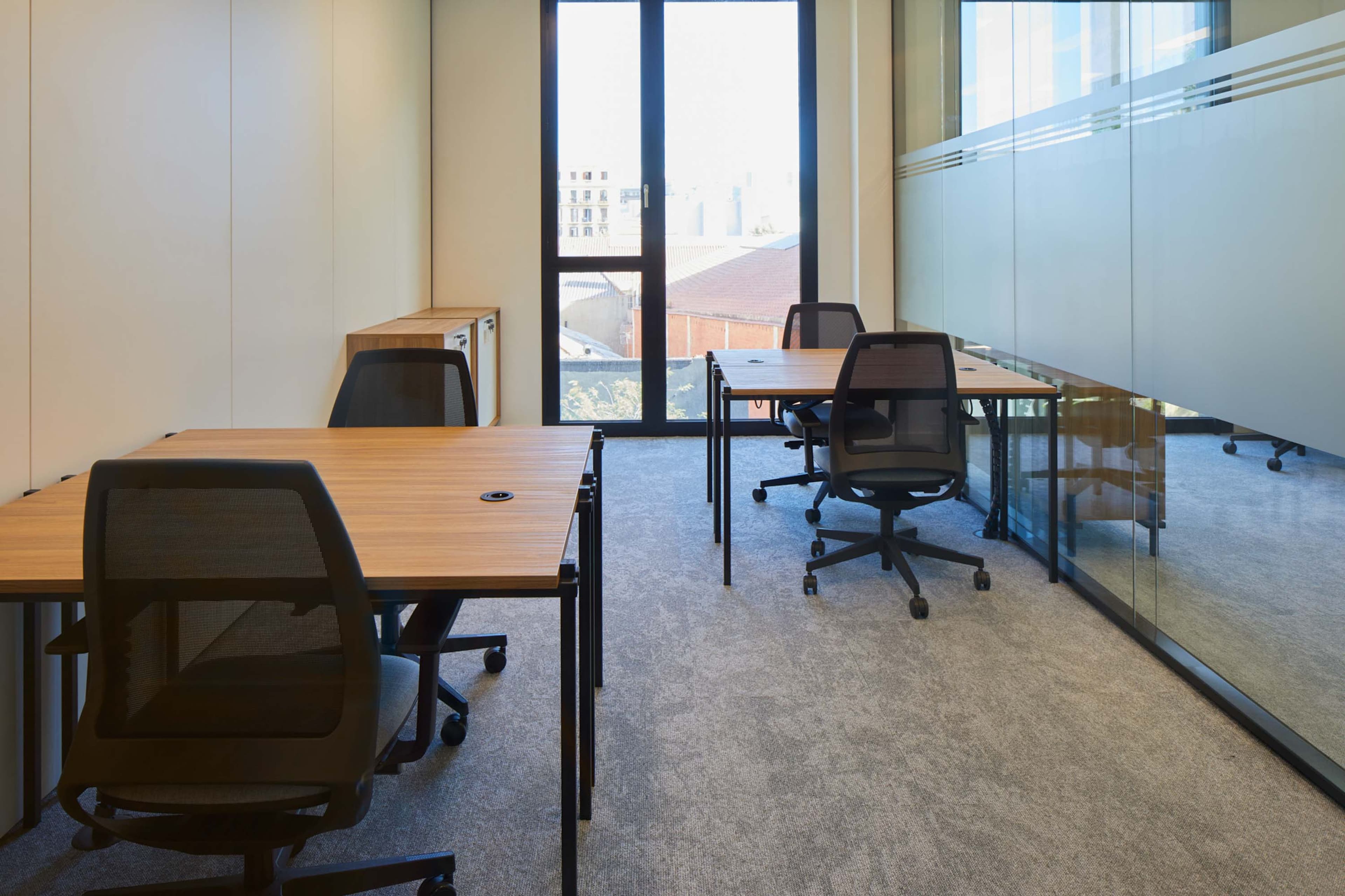 Büro - 4 Personen