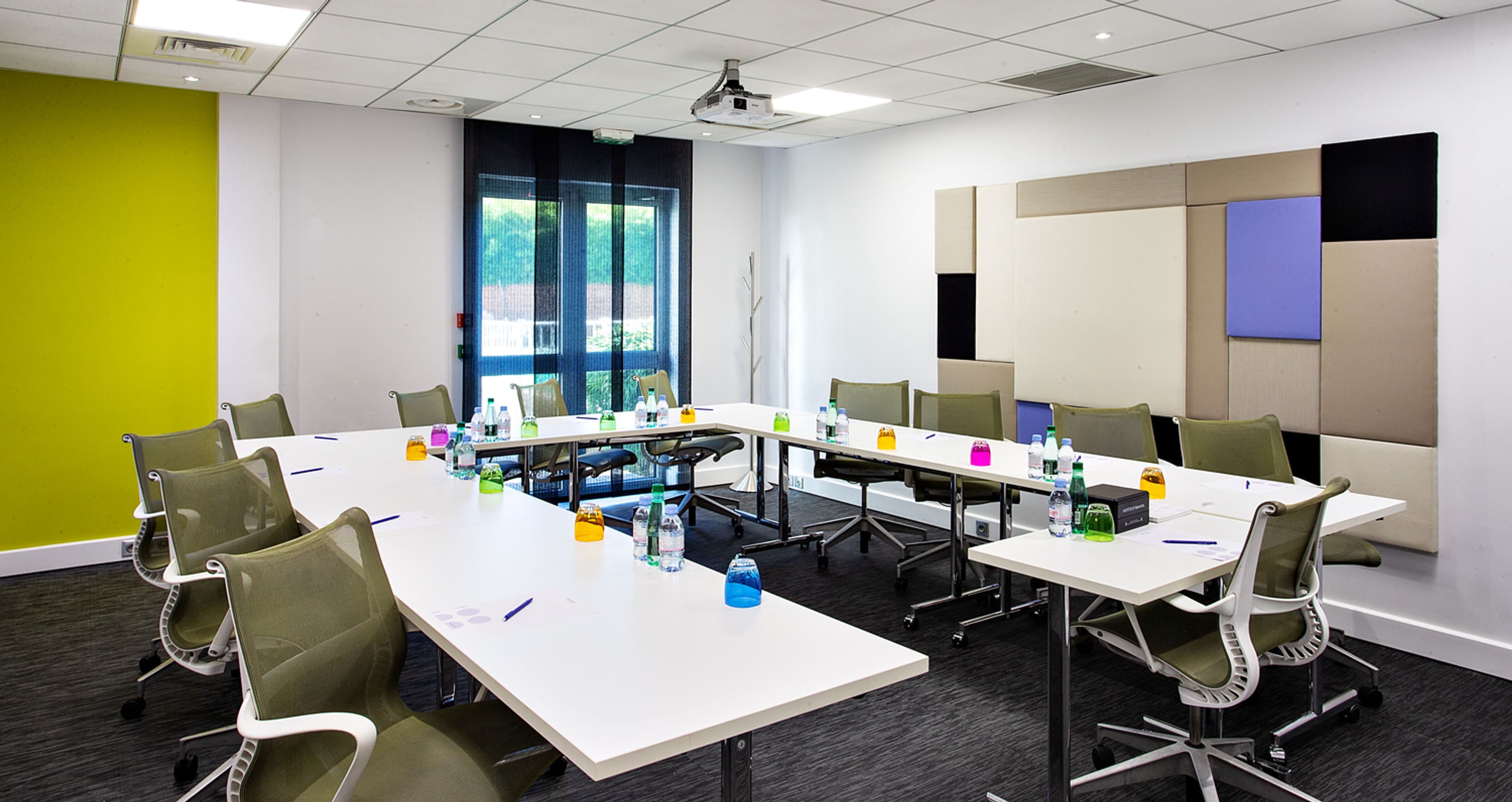 Meeting Room - Mars