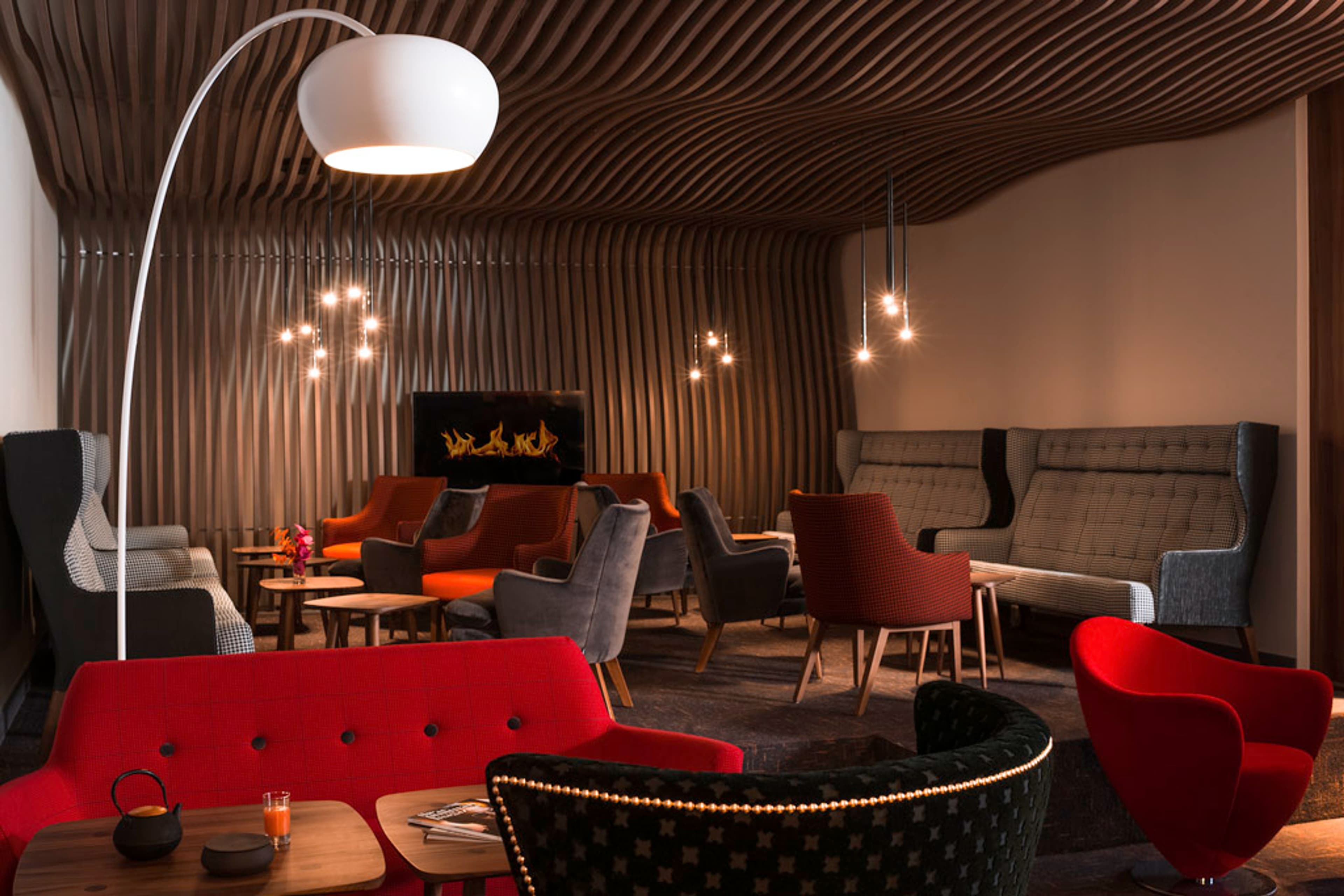 Wojo París - Mercure CDG Airport & Convention