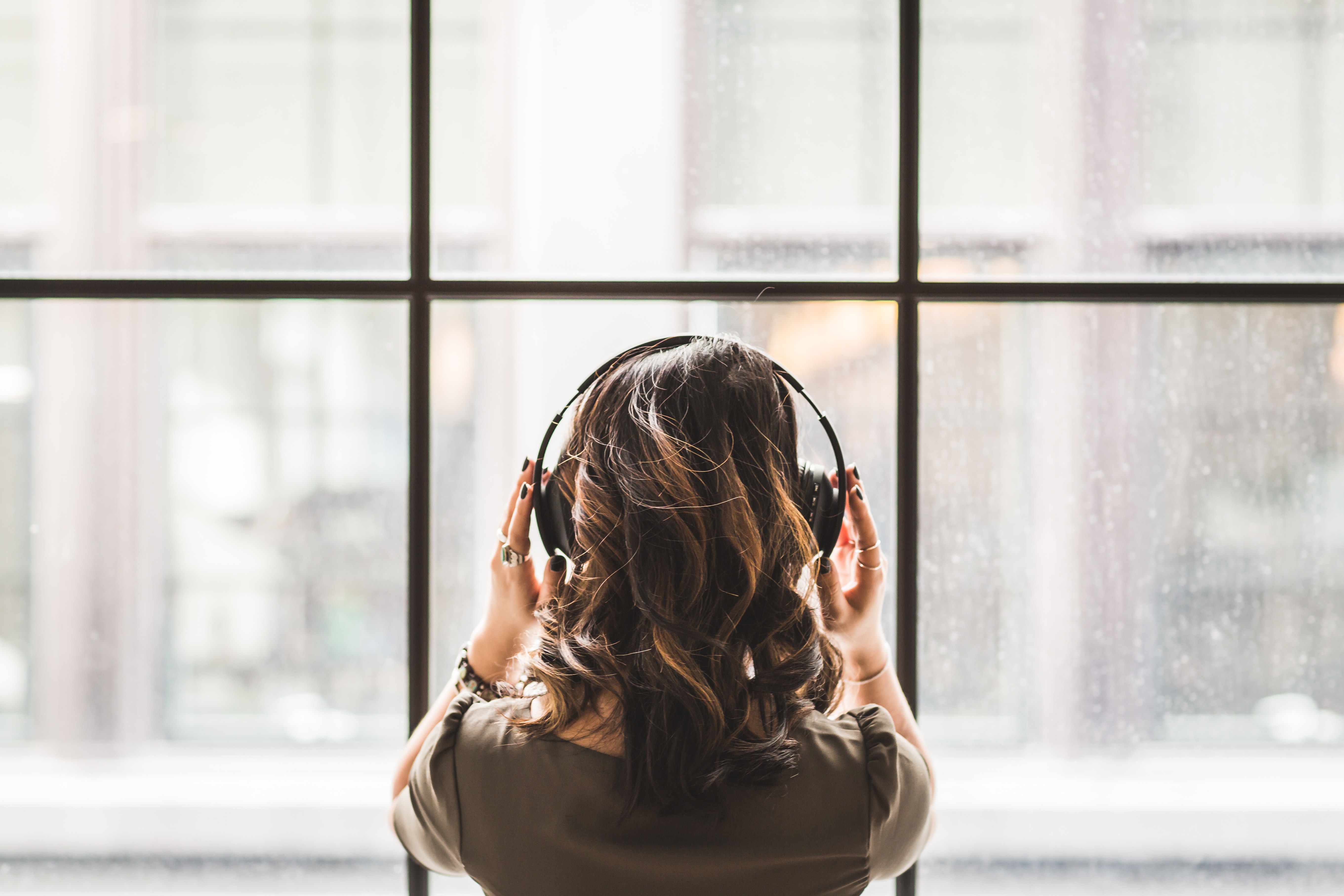 Écouter de la musique au travail, une bonne idée ?