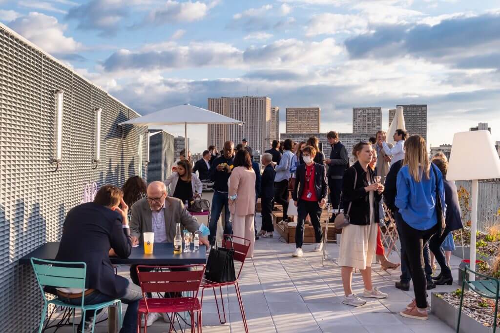 Apéro d'entreprise en terrasse