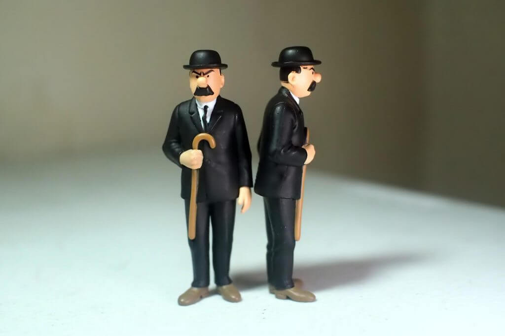 Détectives et micromanagement