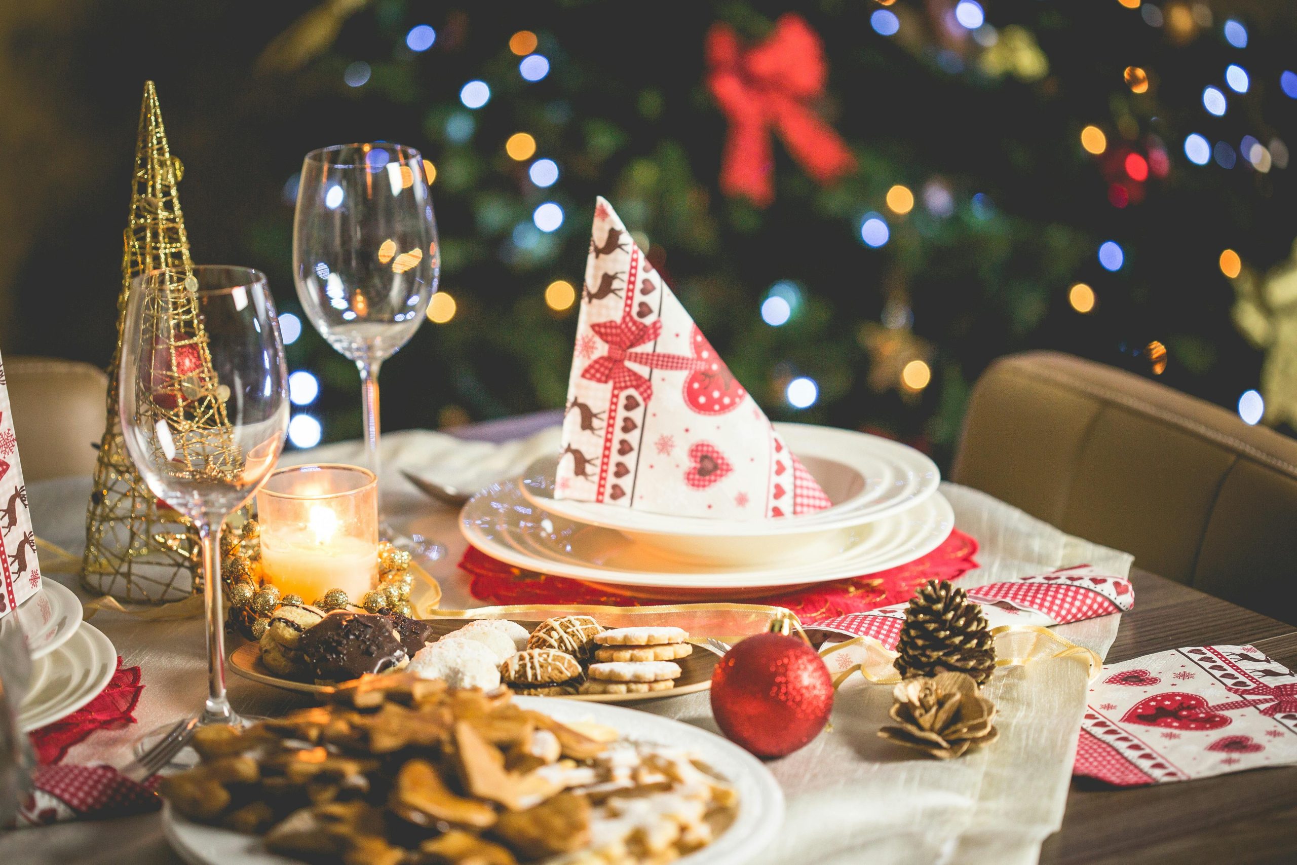 Arbre de Noël en entreprise : nos conseils pour organiser une fête réussie